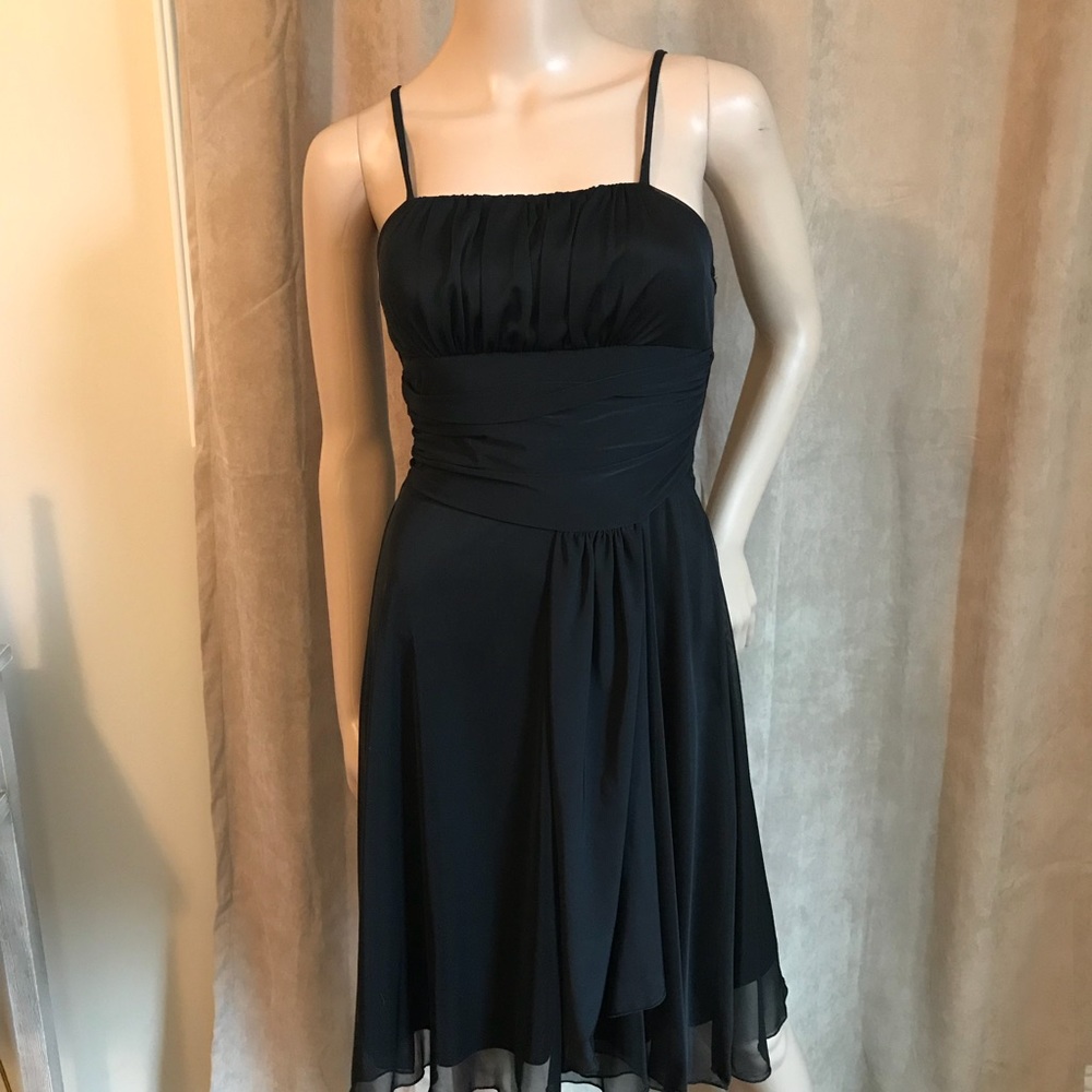 👗NWOT formal black dress